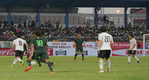 مساعد أجيري: لم نستغل الفرص أمام نيجيريا.. وعلاقة "مذهلة" بين لاعبي الأهلي والزمالك